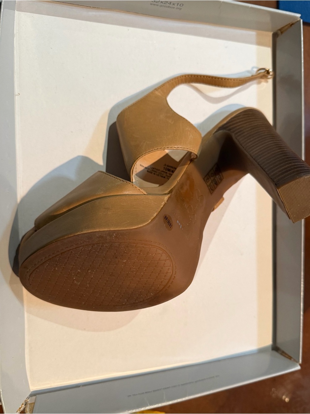 Jessica Simpson Tan Platform Block Heel Sandals